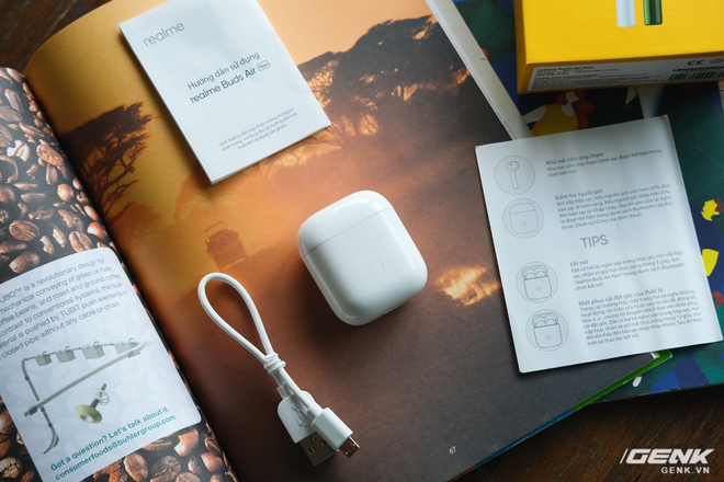 Trên tay tai nghe không dây Realme Buds Air Neo: Thoạt nhìn tưởng AirPods, có điều giá chưa đến 2 triệu đồng - Ảnh 3. Trên tay tai nghe không dây Realme Buds Air Neo: Thoạt nhìn tưởng AirPods, có điều giá chưa đến 2 triệu đồng - Ảnh 3.