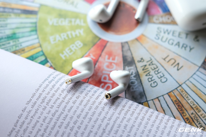 Trên tay tai nghe không dây Realme Buds Air Neo: Thoạt nhìn tưởng AirPods, có điều giá chưa đến 2 triệu đồng - Ảnh 12. Trên tay tai nghe không dây Realme Buds Air Neo: Thoạt nhìn tưởng AirPods, có điều giá chưa đến 2 triệu đồng - Ảnh 12.