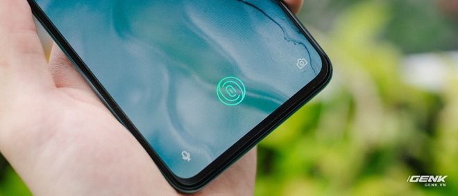 Trên tay OnePlus Nord 5G chính hãng: Snapdragon 765G, màn hình 90Hz, giá 14 triệu - Ảnh 11. Trên tay OnePlus Nord 5G chính hãng: Snapdragon 765G, màn hình 90Hz, giá 14 triệu - Ảnh 11.
