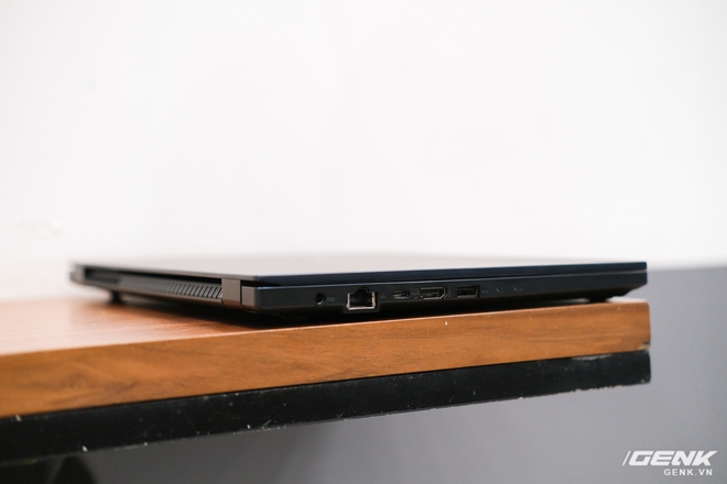 Cận cảnh ASUS ExpertBook P2: Bản laptop doanh nhân giá mềm của B9, chạy Core i thế hệ 10, độ bền chuẩn quân đội, pin 13 tiếng - Ảnh 11. Cận cảnh ASUS ExpertBook P2: Bản laptop doanh nhân giá mềm của B9, chạy Core i thế hệ 10, độ bền chuẩn quân đội, pin 13 tiếng - Ảnh 11.