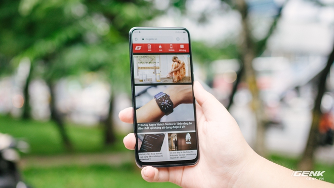 Trên tay smartphone có camera ẩn dưới màn hình đầu tiên trên thế giới: Chất lượng không như kỳ vọng - Ảnh 7. Trên tay smartphone có camera ẩn dưới màn hình đầu tiên trên thế giới: Chất lượng không như kỳ vọng - Ảnh 7.