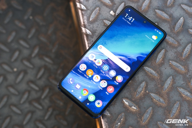 Cận cảnh POCO X3 NFC tại Việt Nam: Chạy Snapdragon 732G mới nhất, màn 120Hz, cụm camera hơi thô, bù lại có tính năng quay vlog rất đáng dùng - Ảnh 15. Cận cảnh POCO X3 NFC tại Việt Nam: Chạy Snapdragon 732G mới nhất, màn 120Hz, cụm camera hơi thô, bù lại có tính năng quay vlog rất đáng dùng - Ảnh 15.