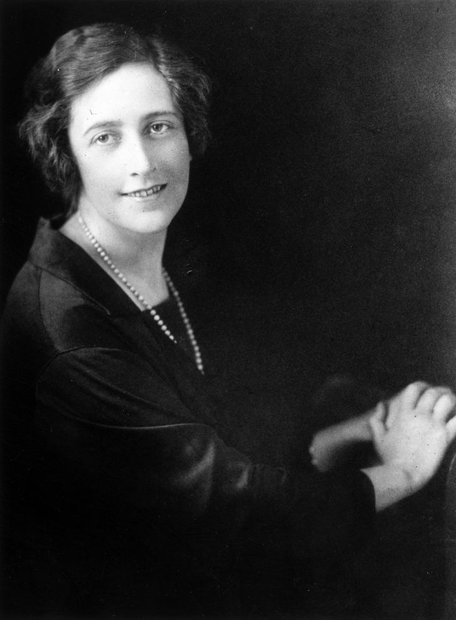 Chuyện đời đủ twist để viết thành tiểu thuyết của Agatha Christie - nữ nhà văn trinh thám nổi tiếng nhất lịch sử - Ảnh 2.