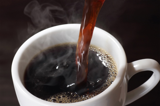 Nghiên cứu: Uống 1-4 tách cà phê mỗi ngày giúp bệnh nhân ung thư đại trực tràng sống lâu hơn - Ảnh 1.