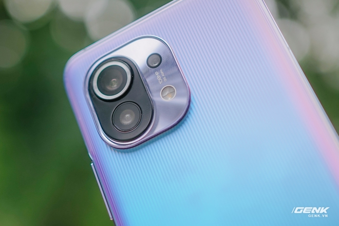Trên tay Xiaomi Mi 11 phiên bản đặc biệt có chữ ký của CEO Lei Jun, giá 20 triệu đồng - Ảnh 5. Trên tay Xiaomi Mi 11 phiên bản đặc biệt có chữ ký của CEO Lei Jun, giá 20 triệu đồng - Ảnh 5.