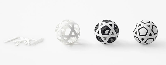 Người Nhật sáng tạo ra một trái bóng không bao giờ cần bơm - Ảnh 1. Người Nhật sáng tạo ra một trái bóng không bao giờ cần bơm - Ảnh 1.