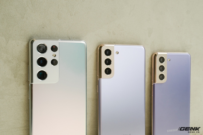 Mở hộp bộ ba Galaxy S21: Từ hộp đến máy mọi thứ đều mỏng gọn, S21 Ultra có màu Bạc Ngẫu Hứng rất đẹp - Ảnh 9. Mở hộp bộ ba Galaxy S21: Từ hộp đến máy mọi thứ đều mỏng gọn, S21 Ultra có màu Bạc Ngẫu Hứng rất đẹp - Ảnh 9.