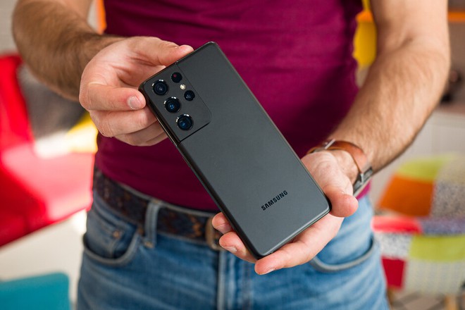 Thử nghiệm thời lượng sử dụng pin thực tế của Galaxy S21, S21+ và S21 Ultra: Kết quả bất ngờ - Ảnh 1. Thử nghiệm thời lượng sử dụng pin thực tế của Galaxy S21, S21+ và S21 Ultra: Kết quả bất ngờ - Ảnh 1.