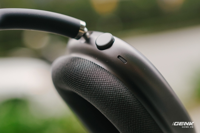 Trên tai AirPods Max: Thiết kế thông minh và cao cấp, đeo thoải mái, giá chính hãng 13 triệu đồng - Ảnh 12. Trên tai AirPods Max: Thiết kế thông minh và cao cấp, đeo thoải mái, giá chính hãng 13 triệu đồng - Ảnh 12.