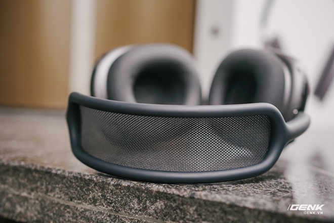 Trên tai AirPods Max: Thiết kế thông minh và cao cấp, đeo thoải mái, giá chính hãng 13 triệu đồng - Ảnh 16. Trên tai AirPods Max: Thiết kế thông minh và cao cấp, đeo thoải mái, giá chính hãng 13 triệu đồng - Ảnh 16.