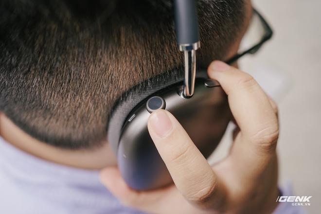 Trên tai AirPods Max: Thiết kế thông minh và cao cấp, đeo thoải mái, giá chính hãng 13 triệu đồng - Ảnh 13. Trên tai AirPods Max: Thiết kế thông minh và cao cấp, đeo thoải mái, giá chính hãng 13 triệu đồng - Ảnh 13.