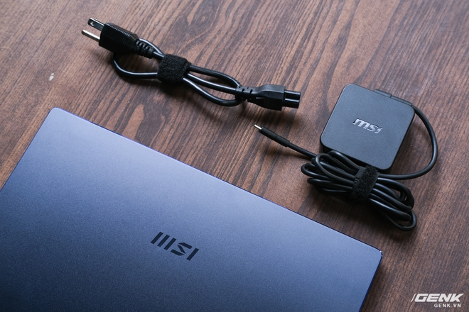 Trải nghiệm MSI Prestige 14 Evo: Một trong những chiếc laptop đầu tiên đạt chuẩn Evo của Intel, chạy iRIS Xe Graphics nhưng chơi được cả GTA V - Ảnh 5. Trải nghiệm MSI Prestige 14 Evo: Một trong những chiếc laptop đầu tiên đạt chuẩn Evo của Intel, chạy iRIS Xe Graphics nhưng chơi được cả GTA V - Ảnh 5.