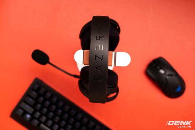 Trên tay tai nghe Razer Barracuda X: Đẹp theo phong cách tối giản, hỗ trợ không dây trên nhiều nền tảng, giá 2,59 triệu đồng - Ảnh 9. Trên tay tai nghe Razer Barracuda X: Đẹp theo phong cách tối giản, hỗ trợ không dây trên nhiều nền tảng, giá 2,59 triệu đồng - Ảnh 9.