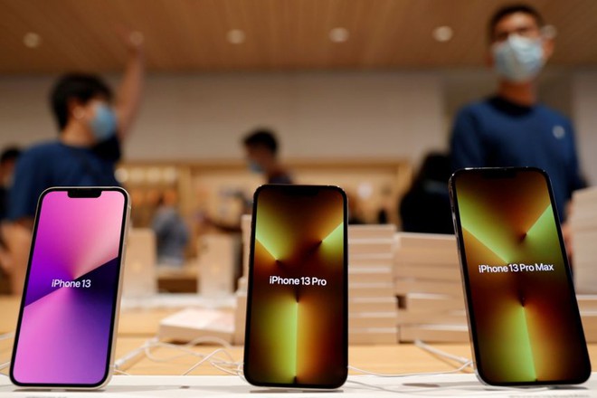 Apple cuối cùng cũng phải đau đầu vì thiếu chip: Cắt giảm 10 triệu iPhone 13 - Ảnh 1. Apple cuối cùng cũng phải đau đầu vì thiếu chip: Cắt giảm 10 triệu iPhone 13 - Ảnh 1.