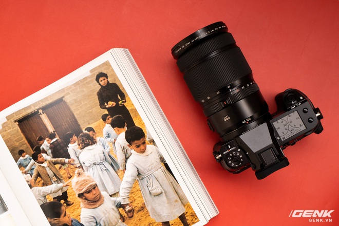 Trên tay và trải nghiệm nhanh GFX50S II: Máy ảnh Medium Format giá 97 triệu đồng của Fujifilm có gì hot? - Ảnh 9.