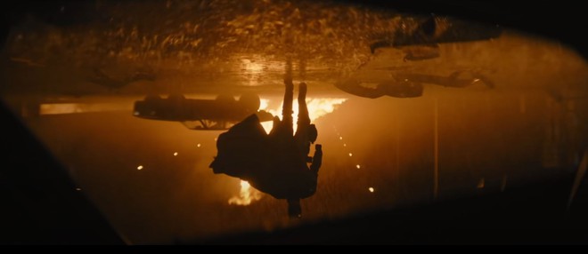 Soi trailer The Batman: Chàng Dơi đối mặt với 2 phản diện Riddler và Penguin, miêu nữ Catwoman cũng xuất hiện góp vui - Ảnh 26. Soi trailer The Batman: Chàng Dơi đối mặt với 2 phản diện Riddler và Penguin, miêu nữ Catwoman cũng xuất hiện góp vui - Ảnh 26.