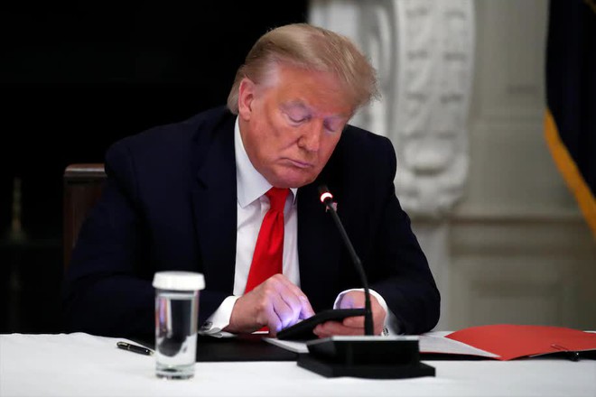 Donald Trump yêu cầu tòa án ra lệnh cho Twitter khôi phục tài khoản của mình - Ảnh 1. Donald Trump yêu cầu tòa án ra lệnh cho Twitter khôi phục tài khoản của mình - Ảnh 1.