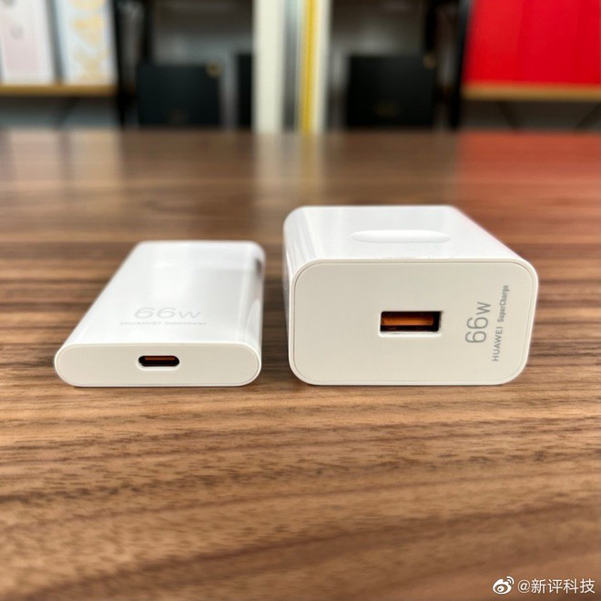 Huawei ra mắt củ sạc 66W siêu nhỏ gọn: Mỏng chỉ 10.5mm, hỗ trợ PD 40W, giá 1 triệu đồng - Ảnh 4. Huawei ra mắt củ sạc 66W siêu nhỏ gọn: Mỏng chỉ 10.5mm, hỗ trợ PD 40W, giá 1 triệu đồng - Ảnh 4.