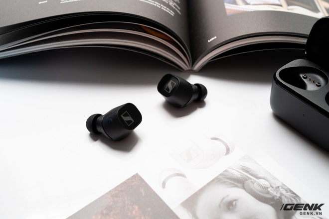 Trên tay tai nghe Sennheiser CX Plus True Wireless: Có gì đặc biệt ở phiên bản nâng cấp này? - Ảnh 5. Trên tay tai nghe Sennheiser CX Plus True Wireless: Có gì đặc biệt ở phiên bản nâng cấp này? - Ảnh 5.