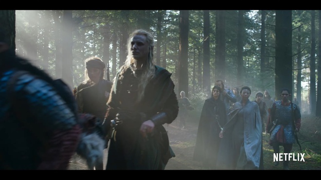 Soi trailer The Witcher mùa 2: Cha con Geralt song kiếm hợp bích đối đầu quái vật ma cây, siêu sát thủ chuyên săn lùng Ciri chính thức lộ diện - Ảnh 10.