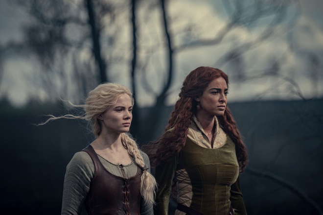 Soi trailer The Witcher mùa 2: Cha con Geralt song kiếm hợp bích đối đầu quái vật ma cây, siêu sát thủ chuyên săn lùng Ciri chính thức lộ diện - Ảnh 21. Soi trailer The Witcher mùa 2: Cha con Geralt song kiếm hợp bích đối đầu quái vật ma cây, siêu sát thủ chuyên săn lùng Ciri chính thức lộ diện - Ảnh 21.
