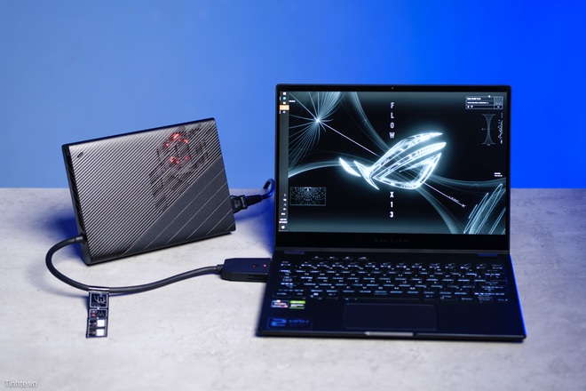 Lộ hình ảnh chiếc Surface Pro của ASUS, có thể gắn với GPU rời để chơi game - Ảnh 3.