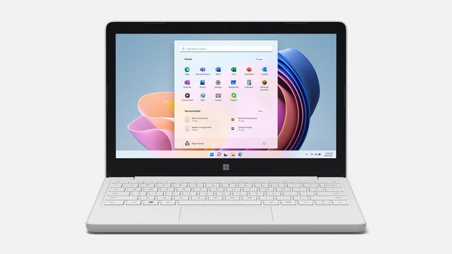 Microsoft ra mắt Surface Laptop SE: Giá siêu rẻ chỉ 249 USD, cạnh tranh trực tiếp với Chromebook - Ảnh 2. Microsoft ra mắt Surface Laptop SE: Giá siêu rẻ chỉ 249 USD, cạnh tranh trực tiếp với Chromebook - Ảnh 2.