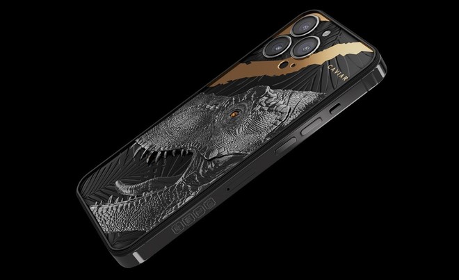Chiếc iPhone 13 đính kèm mảnh răng khủng long bạo chúa T-Rex, giá 9.000 USD - Ảnh 3.