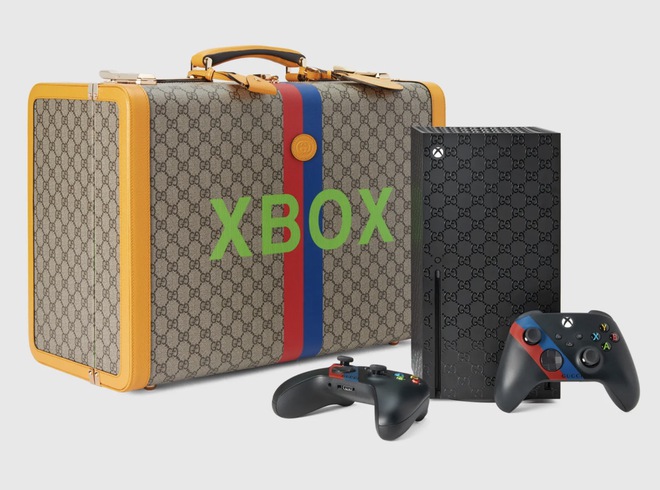 Xbox Series S Gucci version is priced at 20 regular machines, engraved with a unique GG pattern - Photo 3.