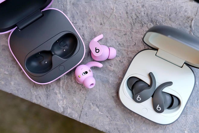 Apple ra mắt tai nghe Beats Fit Pro: Thiết kế trẻ trung, có chống ồn ANC, pin 7 giờ, giá 199 USD - Ảnh 2.
