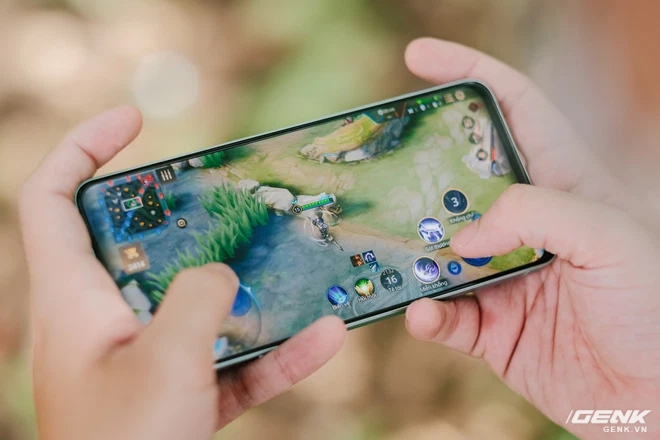 1 tuần trải nghiệm OPPO Reno6 5G, bạn có thể đọc để biết mình nên mua máy hay không - Ảnh 6. 1 tuần trải nghiệm OPPO Reno6 5G, bạn có thể đọc để biết mình nên mua máy hay không - Ảnh 6.