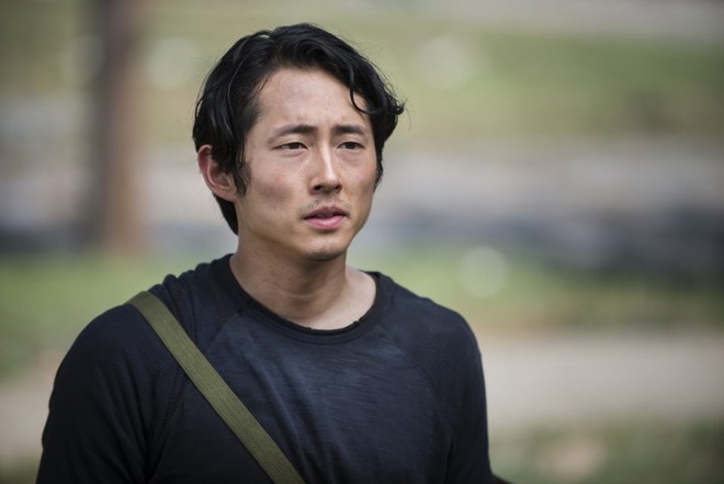 Glenn Steven Yeun không hối tiếc khi rời The Walking Dead: muốn trải nghiệm nhiều hơn thay vì cứ cắm mặt vào vai người giao hàng thân thiện cả đời - Ảnh 1.