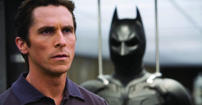 10 bí mật hậu trường của The Dark Knight Rises: Suýt chút nữa Leonardo DiCaprio đã cùng Heath Ledger đối đầu với Christian Bale - Ảnh 11. 10 bí mật hậu trường của The Dark Knight Rises: Suýt chút nữa Leonardo DiCaprio đã cùng Heath Ledger đối đầu với Christian Bale - Ảnh 11.