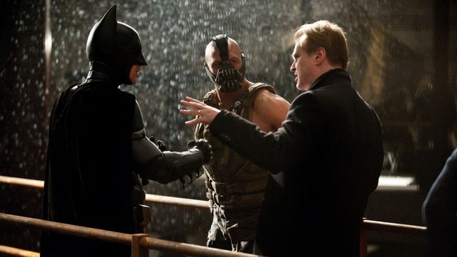 10 bí mật hậu trường của The Dark Knight Rises: Suýt chút nữa Leonardo DiCaprio đã cùng Heath Ledger đối đầu với Christian Bale - Ảnh 8. 10 bí mật hậu trường của The Dark Knight Rises: Suýt chút nữa Leonardo DiCaprio đã cùng Heath Ledger đối đầu với Christian Bale - Ảnh 8.