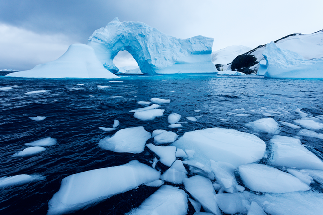 Khối băng này lớn bằng Hà Nội, là lượng băng tan hàng năm trên Trái đất - Ảnh 1.