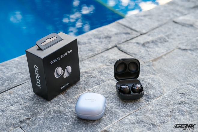 Open the Galaxy Buds Pro headset box: Samsung's first half of 2020 TWS trump card, more innovative features and more money - Photo 12. Mở hộp tai nghe Galaxy Buds Pro: Át chủ bài TWS nửa đầu năm 2020 của Samsung, nhiều tính năng cải tiến và đáng tiền hơn - Ảnh 12.