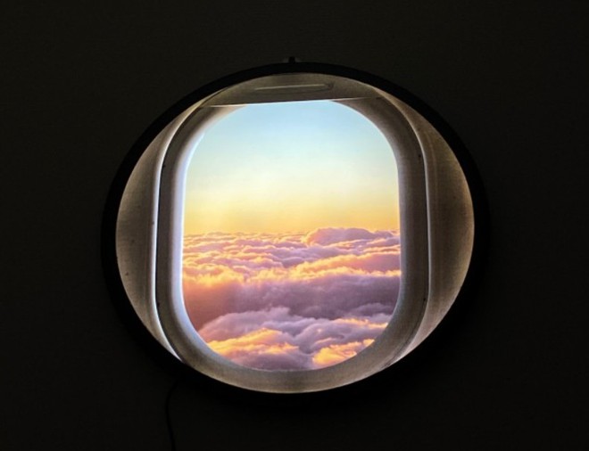 Đây là “cửa sổ máy bay ảo” chuyên dành cho những ai đam mê du lịch hoặc sống ảo tại nhà trong mùa dịch - Ảnh 3.