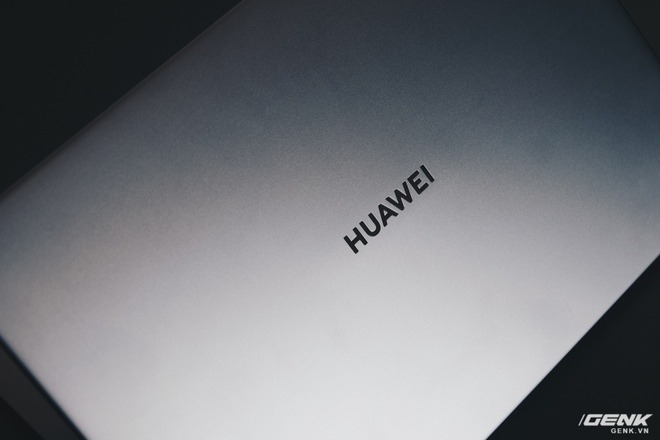 Trên tay Huawei MateBook D14: Thiết kế như MacBook, giá 18 triệu đồng - Ảnh 2.