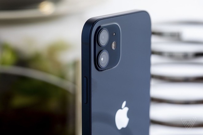The foldable iPhone could launch in 2023 - Photo 1. iPhone màn hình gập có thể sẽ ra mắt vào năm 2023 - Ảnh 1.
