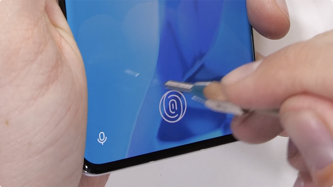Thử độ bền OnePlus 9 Pro: Độ hoàn thiện cao cấp, khó bẻ cong - Ảnh 6. Thử độ bền OnePlus 9 Pro: Độ hoàn thiện cao cấp, khó bẻ cong - Ảnh 6.
