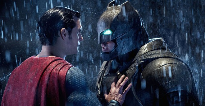 Zack Snyder: Warner Bros. căm ghét Batman v Superman, không muốn bộ phim này liên quan đến Justice League - Ảnh 1.