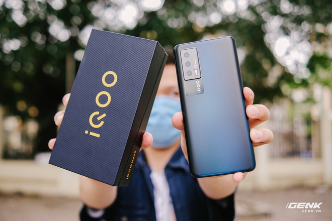 Trên tay iQOO Neo5 tại Việt Nam: Đối thủ của Redmi K40, tập trung vào chơi game, giá 9,9 triệu - Ảnh 23. Trên tay iQOO Neo5 tại Việt Nam: Đối thủ của Redmi K40, tập trung vào chơi game, giá 9,9 triệu - Ảnh 23.