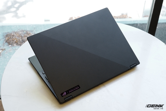 3 ngày dùng thử ASUS ROG Flow X13: Laptop chơi game giờ nhỏ gọn quá, không quen! - Ảnh 3. 3 ngày dùng thử ASUS ROG Flow X13: Laptop chơi game giờ nhỏ gọn quá, không quen! - Ảnh 3.
