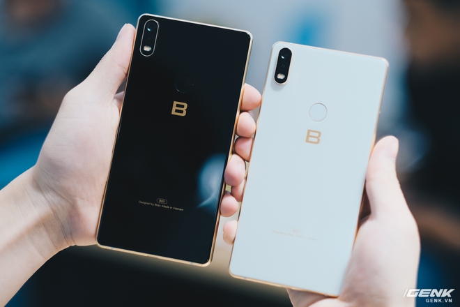 Cận cảnh Bphone B60: Smartphone bị BKAV khai tử tại Việt Nam để xuất sang châu Âu phục vụ các yếu nhân - Ảnh 6. Cận cảnh Bphone B60: Smartphone bị BKAV khai tử tại Việt Nam để xuất sang châu Âu phục vụ các yếu nhân - Ảnh 6.