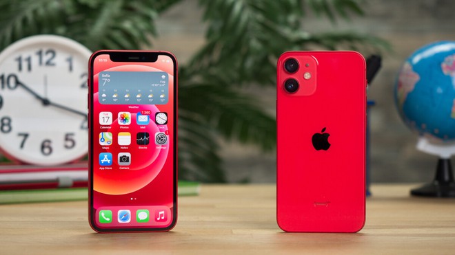 iPhone 12 mini là chiếc iPhone ít phổ biến nhất của Apple, doanh số thua cả iPhone SE và iPhone XR - Ảnh 1.