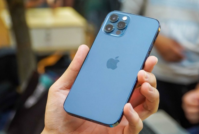 Apple thay đổi chính sách bảo hành tại Việt Nam, iPhone không dễ được “1 đổi 1” - Ảnh 1.