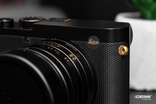 Đập hộp Leica Q2 phiên bản đặc biệt Daniel Craig x Greg Williams: Giá sương sương 183 triệu đồng, giới hạn 750 chiếc - Ảnh 7. Đập hộp Leica Q2 phiên bản đặc biệt Daniel Craig x Greg Williams: Giá sương sương 183 triệu đồng, giới hạn 750 chiếc - Ảnh 7.