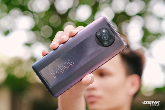 Trên tay và đánh giá nhanh POCO X3 Pro: Giá chỉ hơn 5 triệu nhưng có chip Snapdragon đầu 8, màn hình 120Hz, pin khủng 5160mAh - Ảnh 19. Trên tay và đánh giá nhanh POCO X3 Pro: Giá chỉ hơn 5 triệu nhưng có chip Snapdragon đầu 8, màn hình 120Hz, pin khủng 5160mAh - Ảnh 19.
