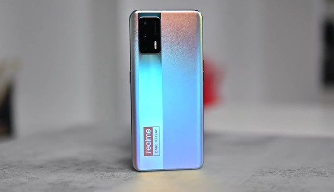 Sếp Realme: Giá smartphone sẽ tăng trong năm 2021 vì thiếu nguồn vật liệu - Ảnh 1.