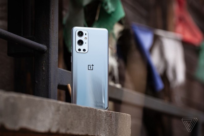 OnePlus 9 Pro bị lỗi quá nhiệt khi chụp ảnh và quay video - Ảnh 1.